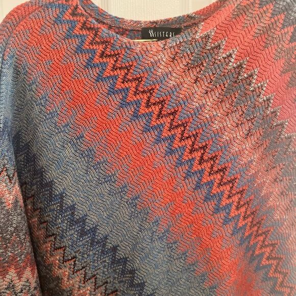 Pinch with Multicolor Pattern - Picture 3 of 5